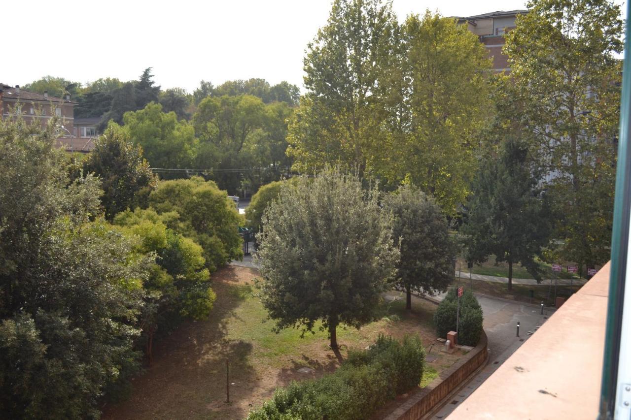 4 Star Family & Friends Apt - Self Check-In Bologna Luaran gambar