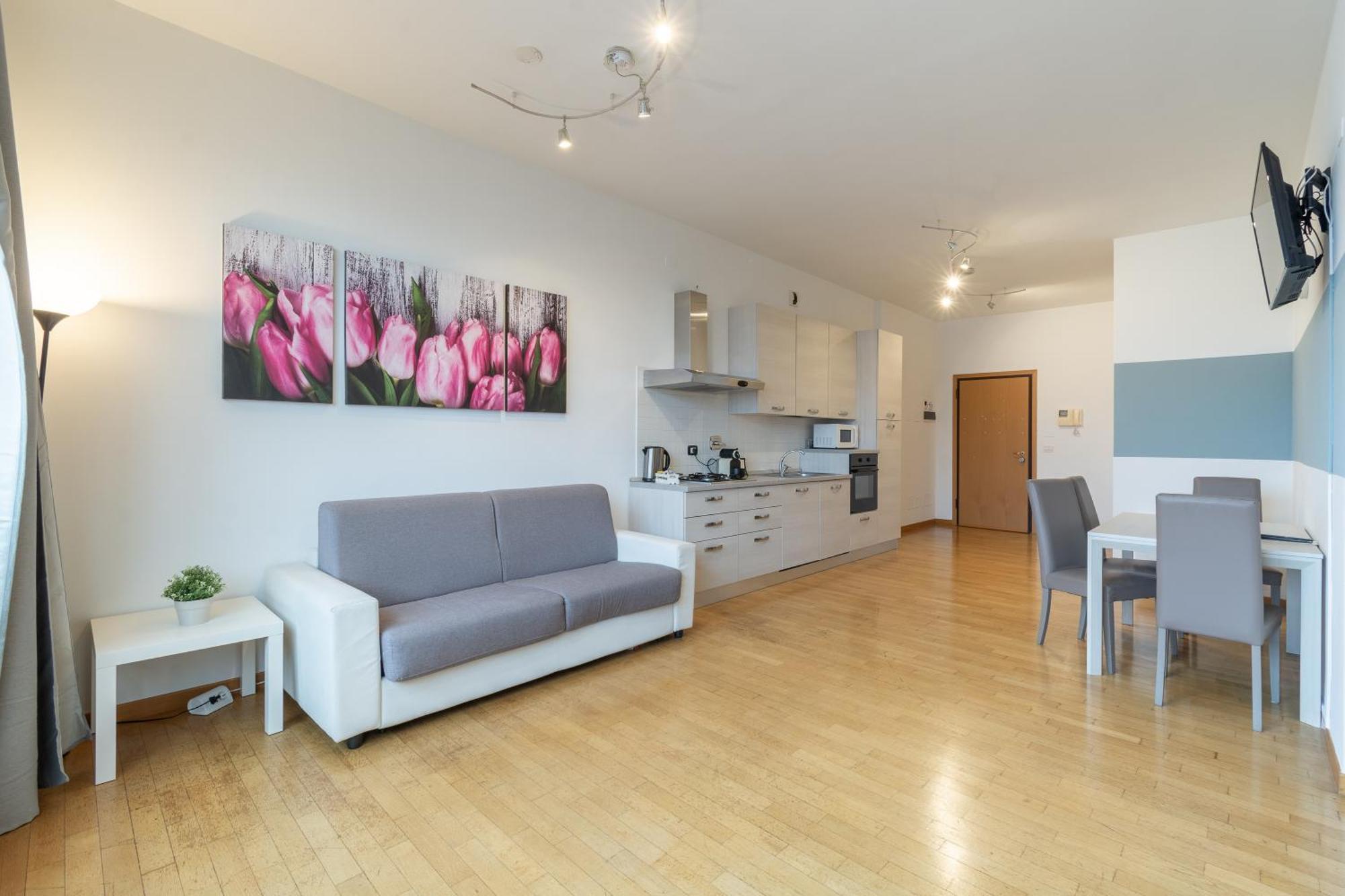 4 Star Family & Friends Apt - Self Check-In Bologna Luaran gambar