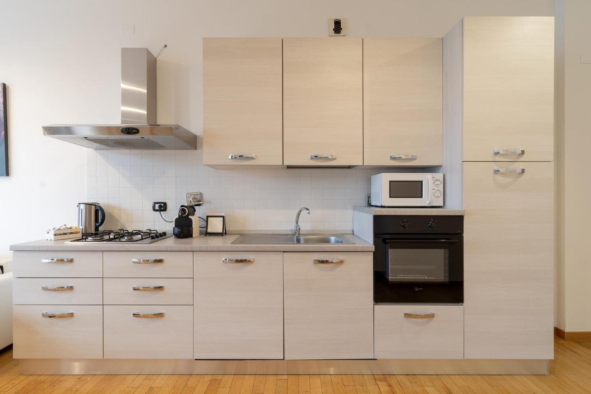 4 Star Family & Friends Apt - Self Check-In Bologna Luaran gambar