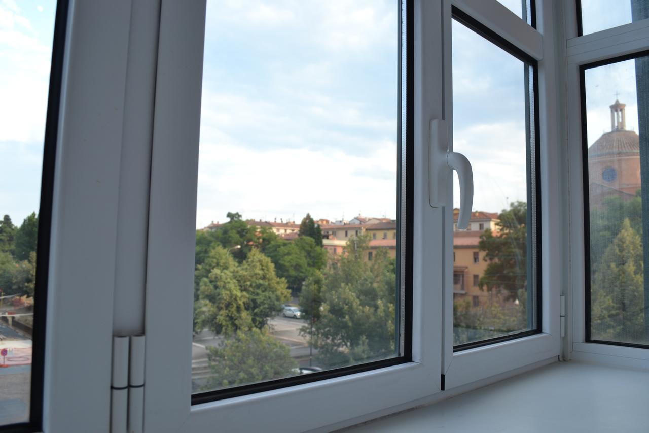 4 Star Family & Friends Apt - Self Check-In Bologna Luaran gambar